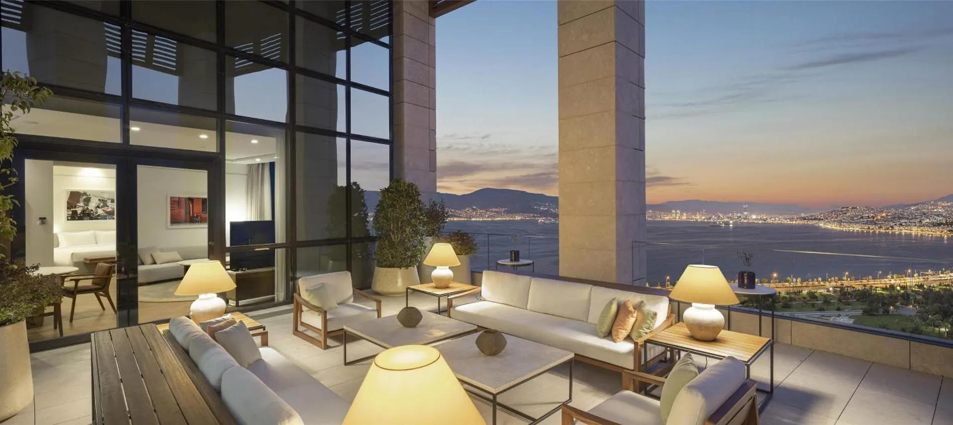 Hyatt Regency Izmir IstinyePark Otel